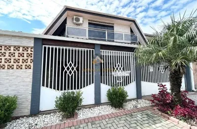 Casa com 4 quartos à venda no Alto Boqueirão, Curitiba 