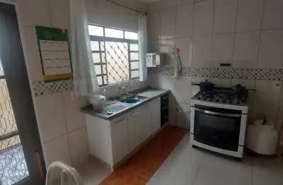 Apartamento com 2 quartos à venda na Rua Itajubá, 1065, Jardim Javari, Ribeirão Preto