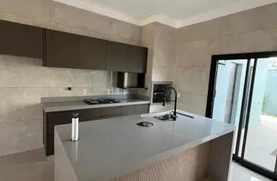 Residencial fechado 03 dormitórios suíte área 275m²