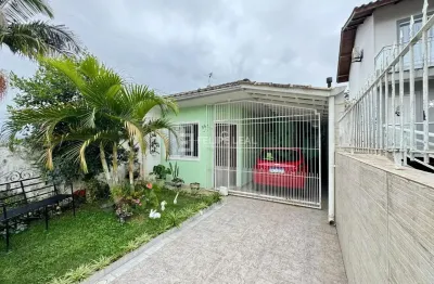 EXCELENTE CASA GEMINADA 03 DORMITÓRIOS SEMI-MOBILIADA EM Potecas – São José