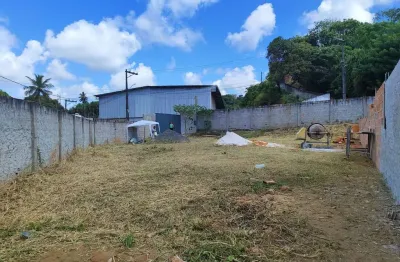 Terreno à venda na Rua Vale do Ouro, 7, Cassange, Salvador