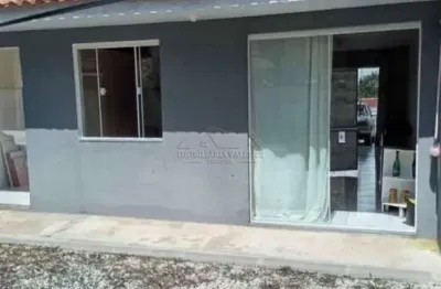 Casa com 2 quartos à venda na rua rio araguaia, 219, jardim três rios, campo largo por r$ 220.000