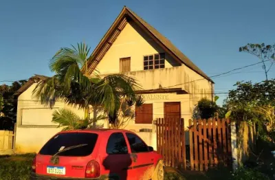 Casa com 2 quartos à venda na rua porecatu, 616, centro, guaratuba por r$ 250.000