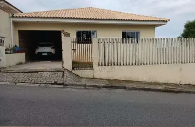 Casa com 3 quartos à venda na Avenida Arapongas, Vila Gilcy, Campo Largo, 120 m2 por R$ 299.000