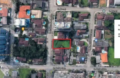 Terreno à venda no Atiradores, Joinville 