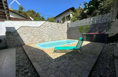 Casa com 4 dormitórios à venda, 188 m² por r$ 890.000,00 - santo antônio - joinville/sc