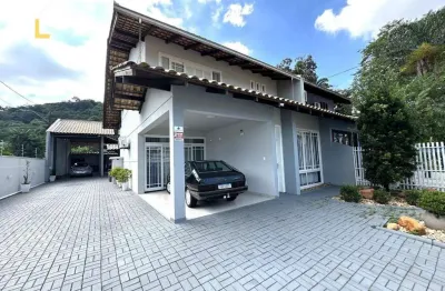 Casa à venda no bairro américa em joinville, por r$ 1.800.000,00