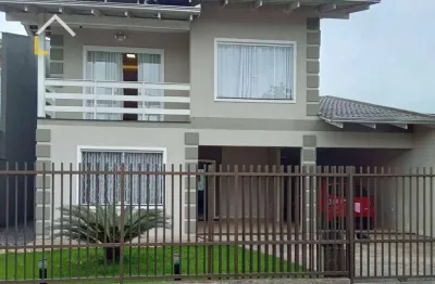 Casa com 3 dormitórios à venda, 216 m² por R$ 680.000,00 - Jardim Sofia - Joinville/SC