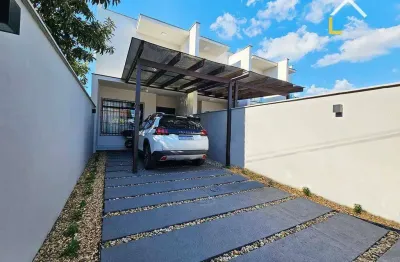Sobrado geminado semimobiliado no boa vista em joinville / sc