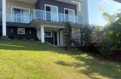 Casa com 3 dormitórios à venda, 154 m² por r$ 750.000,00 - iririú - joinville/sc