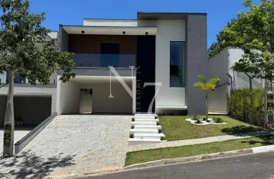 Sobrado novo com móveis planejados e eletrodomésticos em condomínio fechado!