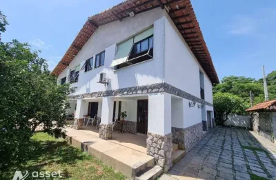Asset imóveis vende casa com 3 suítes, 400m², por r$ 1.200.000 - itaipu - niterói/rj