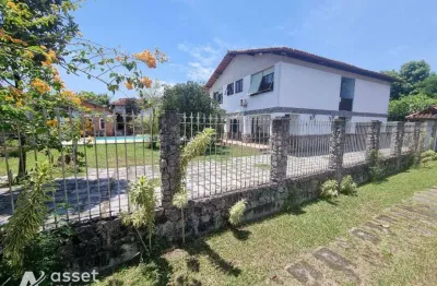 Asset imóveis vende casa com 3 suítes, 400 m² por r$ 1.800.000 - itaipu - niterói/rj