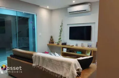 Asset imóveis vende casa em condomínio com 4 suítes, 225m², por r$ 1.450.000 - itaipu - niterói/rj