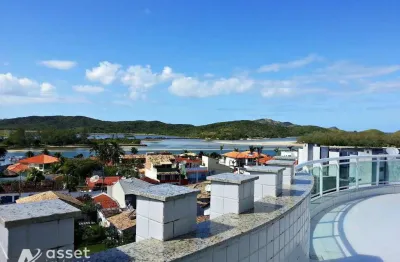 Asset imóveis vende cobertura duplex com 3 quartos (2 suítes), 205m², por r$ 1.800.000 - passagem - cabo frio/rj