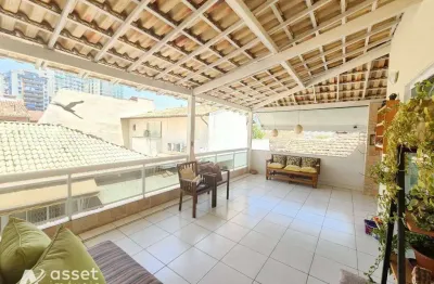 Asset imóveis vende casa duplex com varanda gourmet e 3 quartos (2suítes), 160m², por r$ 900.000 - pe pequeno - niterói/rj