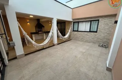 Casa em caraguatatuba: conforto e praticidade por r$690 mil