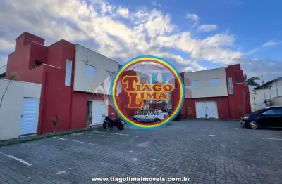 Sobrado em condomínio para locação em caraguatatuba, pontal santa marina, 2 dormitórios, 1 banheiro, 1 vaga