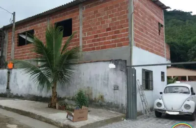 Sobrado para Venda em Ubatuba, Sertão da Quina, 4 dormitórios, 2 banheiros, 1 vaga