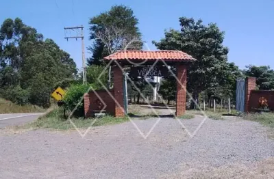 Sítio de 8,9 alq  em guarei sp, alfato na porta, a 9 km da rod castelo branco