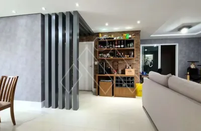 Venda de sobrado com 3 suítes e piscina no condomínio villagio santana