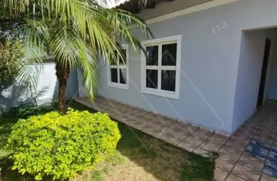 Casa com 3 quartos à venda na Rua Graciano Benini, 173, Pinheiros, Londrina