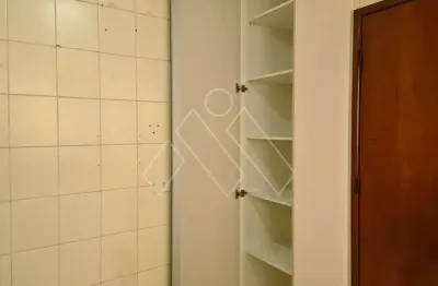 Moradia exclusiva com vista deslumbrante e conforto, num apartamento de 3 quartos, com 1 suíte!
