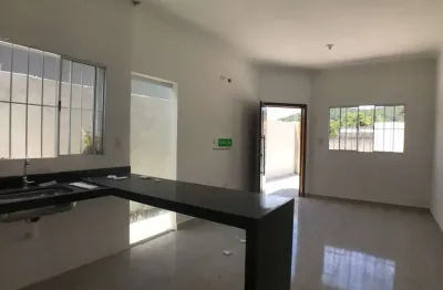 Casa  com 2 quartos sendo 1 suíte massaguaçu  caraguatatuba