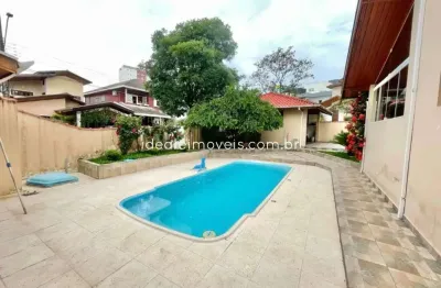 Casa em Condomínio para Locação em São José dos Campos, Urbanova, 3 dormitórios, 3 suítes, 5 banheiros, 2 vagas