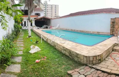 Sobrado com 4 quartos, Mirim, Praia Grande - R$ 950 mil, Cod: 1115
