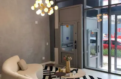 Studio com 25m2 de área útil - 1 suíte + coz + sacada na vila clementino