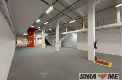 Jabaquara locação prédio comercial 1.300m2 /terreo 1.000m2/ 300m2 mezanino