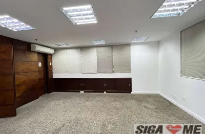 Sala comercial com 2 salas para alugar no Campo Belo, São Paulo 