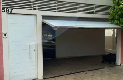 Casa para locação no jardim américa em marília-sp: 3 quartos, 1 suíte, sala, banheiro e vaga de garagem!