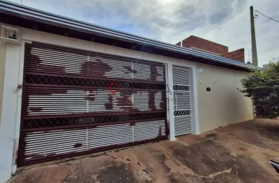 | casa para alugar ou comprar em marília. 3 quartos, 1 suíte, 250m².agende visita hoje!