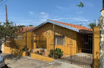 Casa à venda em marília praticamente. no centro. agende uma visita!