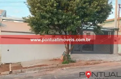 Casa à venda em marília-sp no bairro palmital. saiba mais!