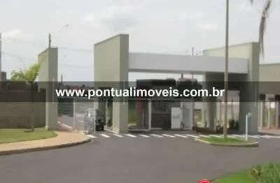 Casa à venda no condomínio reserva esmeralda em marília