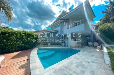 Imperdível casa de luxo à venda em alphaville santana de parnaíba-sp  4 quartos, 4 suítes, 3 salas e 385m² de área