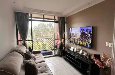 Apartamento amplo disponível para venda no coração de alphaville.