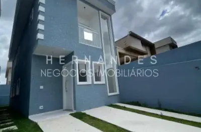 Casa em condomínio fechado com 3 dormitórios, 1 suíte e 2 vagas.