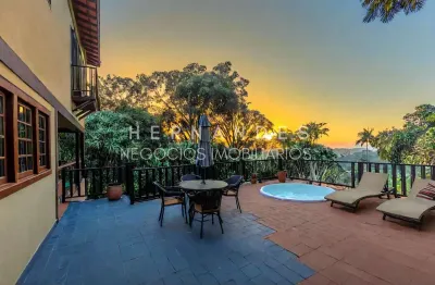 Imóvel de luxo na residencial morada dos lagos em barueri-sp: 5 quartos, 1 suíte, 3 salas, 2 vagas de garagem, 390m² de área. venha conferir!