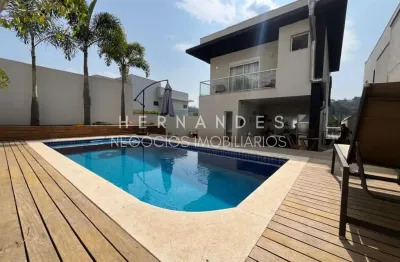 Casa de alto padrão à venda em condomínio exclusivo de santana de parnaíba - suru: 3 quartos, 1 suíte, 3 salas, 5 banheiros, 4 vagas garagem, 273m².