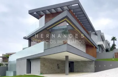Casa de luxo em condomínio no tamboré, santana de parnaíba-sp: 5 quartos, 5 suítes, 3 salas, 7 banheiros, 4 vagas, 610m².