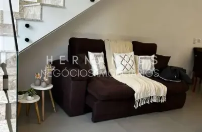 Casa em condomínio de alto padrão em santana de parnaíba-sp, chácara jaguari (fazendinha) - 3 quartos, 3 suítes, 1 sala, 4 banheiros, 2 vagas de garagem, 125m².