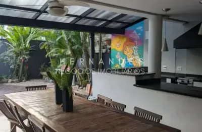 Luxuosa casa de 5 quartos em condomínio alphaville, santana de parnaíba-sp: 2 suítes, 2 salas, 5 banheiros, 2 vagas, 320m²!