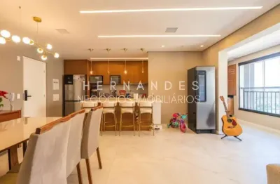 Apartamento sofisticado com automação completa e reforma de alto padrão