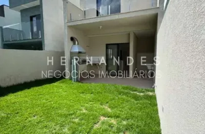 Casa em condomínio à venda em condomínio fechado em santana de parnaíba 141m²