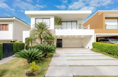 Casa de alto padrão em condomínio: 3 quartos, 3 suítes, 1 sala, 5 banheiros, 2 vagas, 300m² em alphaville, santana de parnaíba-sp.