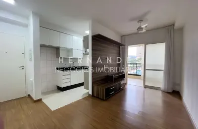 Apartamento para venda ou locação em Barueri, Jardim Tupanci: 2 quartos, 1 suíte, 2 banheiros, 1 vaga